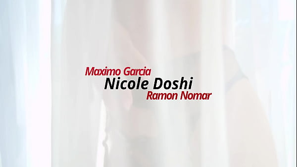 Image Nicole Doshi squirting double penetration