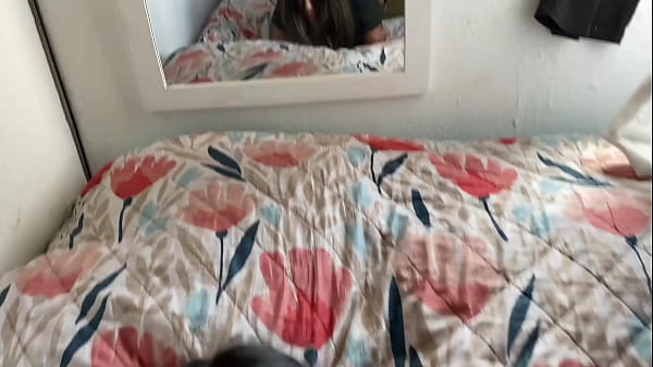 Image Mi vecina se masturba en el sof&aacute_ compartido. &iquest_C&oacute_mo debo interpretar esto?