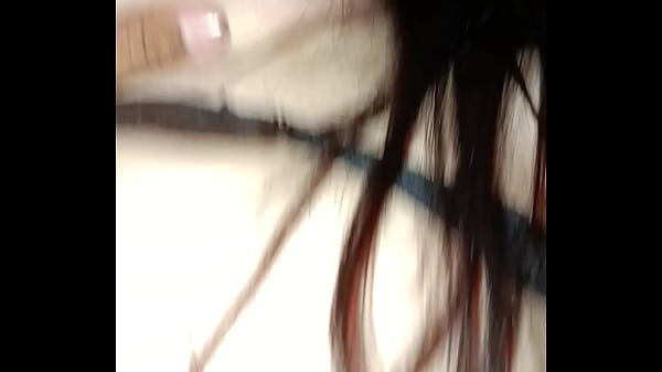 Image MI VECINA SE EXCITAN PENSANDO EN SU EX