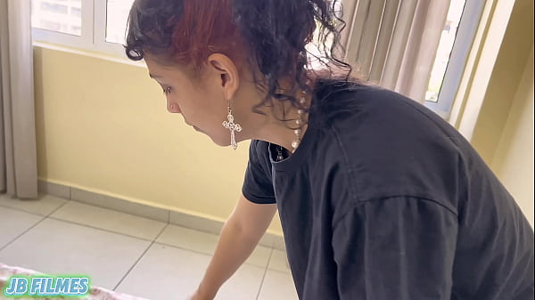 Image AI MEU C&Uacute_ T&Aacute_ DOENDO MAS EU GOSTO