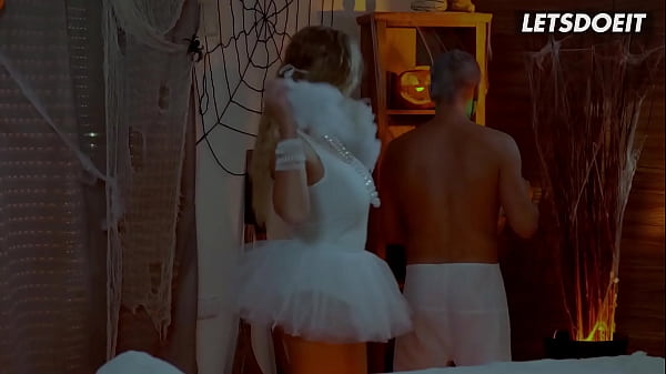 Image Kayla Green Crazy Halloween Sex With Big Dick Masseur - LETSDOEIT
