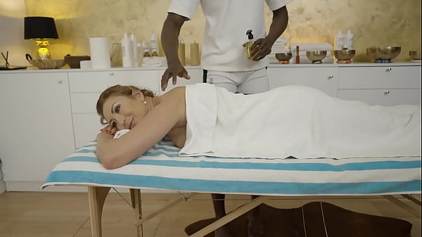 Image NEW 2025 - JULIA NORTH GETS TREATED BY A BLACK MASSEUR