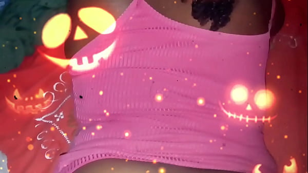 Image Bruxinha enfeiti&ccedil_ou o pastor pra foder no Halloween