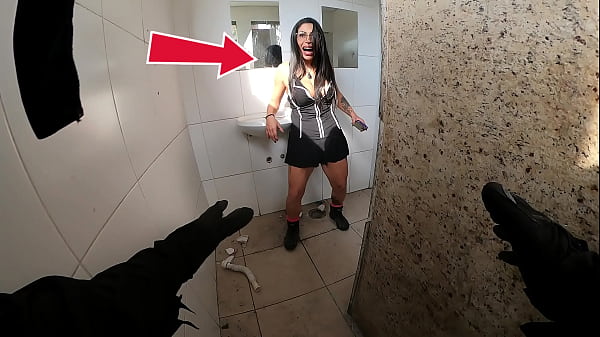 Image A POL&Iacute_CIA APARECEU Entre Gritos e Risos Bastidores Sem Cortes do Halloween 2025