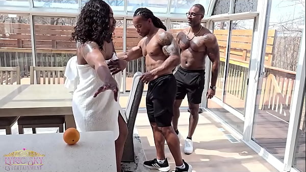 Image Busty Ebony MILF Lyric Sky Working out 2 BBC