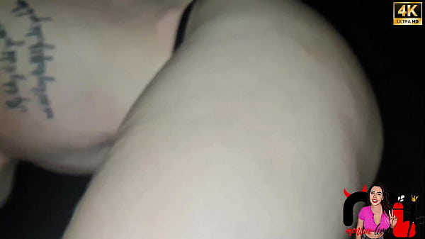Image Esse corno do caralho adora levar sua esposa para foder com desconhecidos no gloryhole.