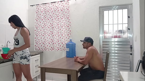 Image Meu tio Max tem uma piroca muito grande e grossa