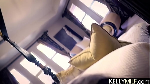 Image Total slut that loves being dominated (Clea Gaultier)
