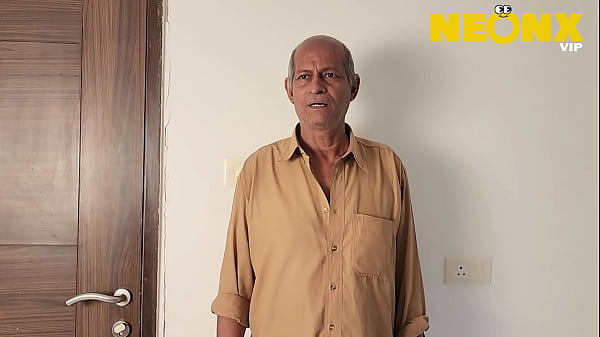 Image Desi Malkin seduce by her servant and old man while her pussy excited for the sex