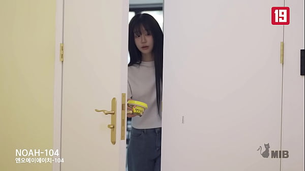 Image Korea Sharehouse Landlady climbs to sick Tenant's bed to help him