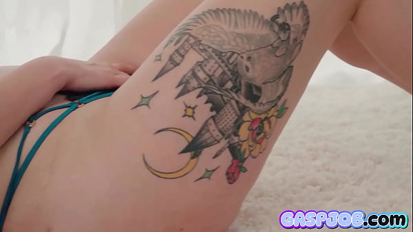 Image Hot Babe Adapt Her Sucking Style Depending on the Dick