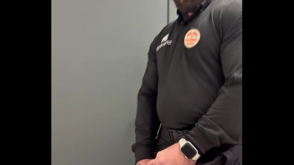 Image En el trabajo pajeandome