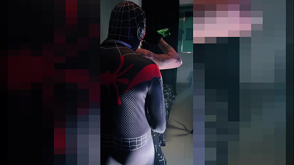 Image FESTA DE HALLOWEEN! Casada deu NO PELO e tomou GOZADA DENTRO DO CU e o corno assistiu tudinho de perto