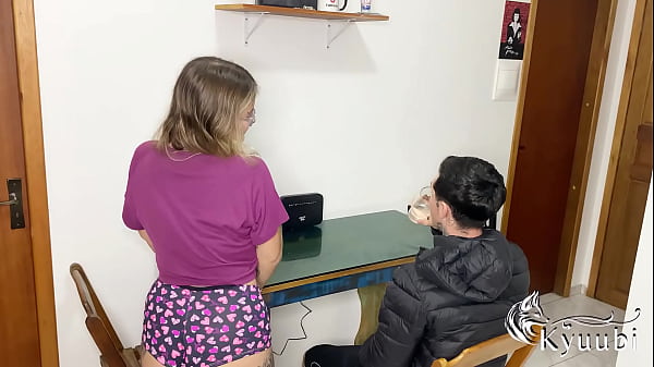 Image DEI PRO MELHOR AMIGO DO MEU NAMORADO ENQUANTO ELE TRABALHAVA - O CORNO N&Atilde_O TINHA TEMPO PRA MIM