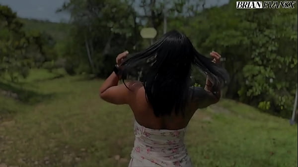 Image Colombian fitness amazon Sayafit wants to fuck in nature - Brian Evansx