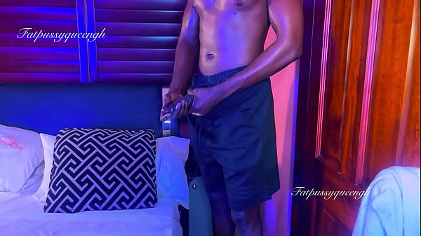 Image ⭐️ OMG this dildo feels so real my pussy keeps twitching