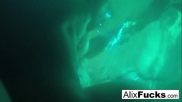 Image Underwater hidden camera lesbian fun with Alix & Jenna