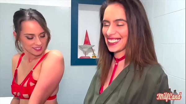 Image Joy et Anita, belles milfs, savourent une bite ensemble