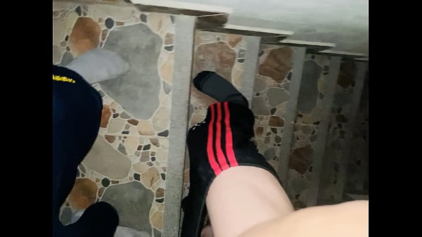 Image EN LAS ESCALERAS DE NOCHE