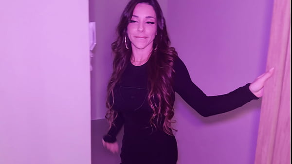 Image Sexy Latina Giving a Wet Blowjob To a Stud