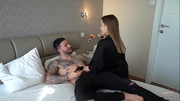 Image Morning sex instead of breakfast