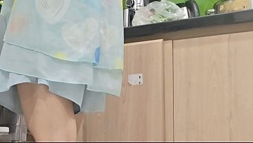 Image Kh&ocirc_ng phải g&aacute_i Việt-Fuck her right there in the kitchen while she was cooking.
