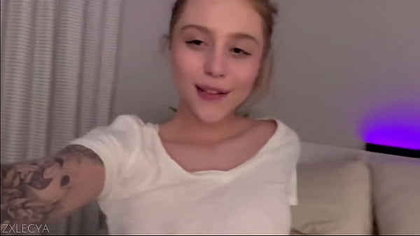 Image Homemade porn of a cute blonde