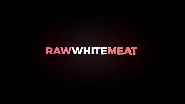 Image Curvy PAWG loves sloppy throatfucking