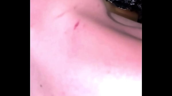 Image Mi hermanastra se escapa de la escuela y se anticipa a coger sin importa si viene alguien