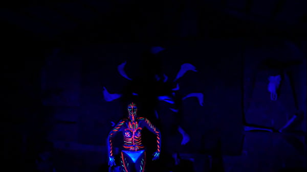 Image Happy Halloween - fluorescient Body painting