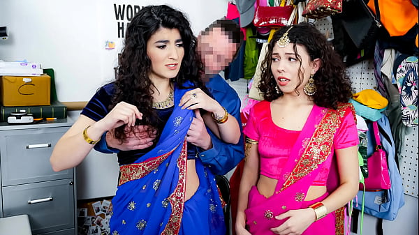 Image Officer Vegas Checks the Girls&rsquo_ Cavities to Both Look for Stolen Merchandise - Liftersex