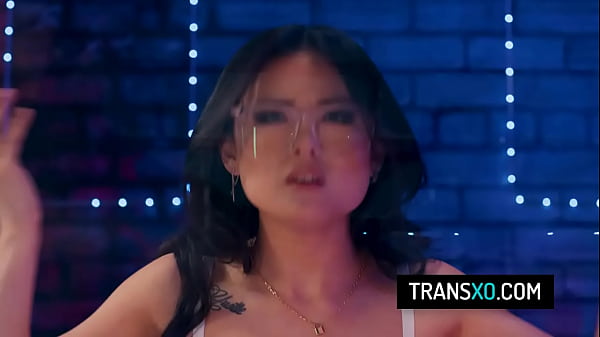 Image Hot asian babe adventure turns into a threesome with two shemales - Lulu Chu, Izzy Wilde, Zariah Aura