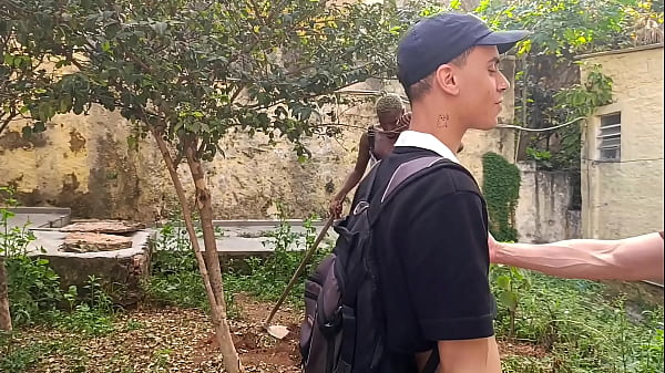 Image O jardineiro pegou todo mundo
