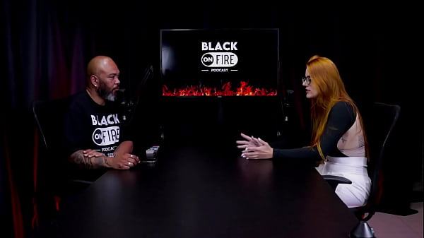 Image N&atilde_o gosta do debate 30 contra 1, as pessoas mudam pela necessidade, e o estalo que deu para mudar de vida foi... - Bella Ruiva (WATCH ON: SHEER/RED)