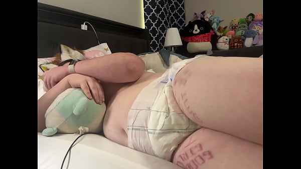 Image Sleepily Cumming in my Diaper