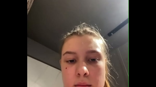 Image My trainer fucking me in the gym