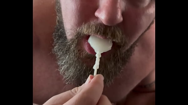 Image Bodybuilder Shoots Ropes Multiple Times While Eating Cum Popsicles