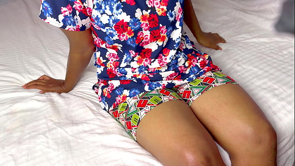 Image stepsister wants my BBC inside her virgin pussy