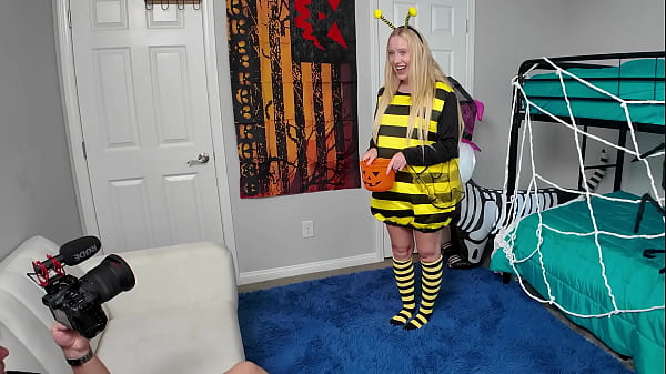 Image Thick Blonde Has Halloween Sex BTS - Kallie Taylor