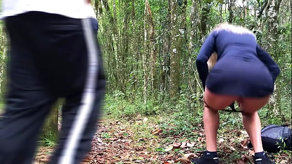 Image A passerby roughly fucked a milf peeing in the bushes.