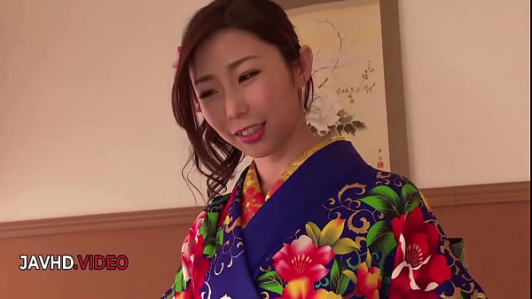 Image Steamy Japanese Woman in Kimono Gives Hot Blow Job On Cam