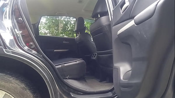 Image Dirty slut's fun in the car
