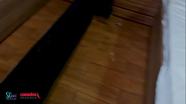 Image Pedi para ele tirar a camisinha e gozar dentro
