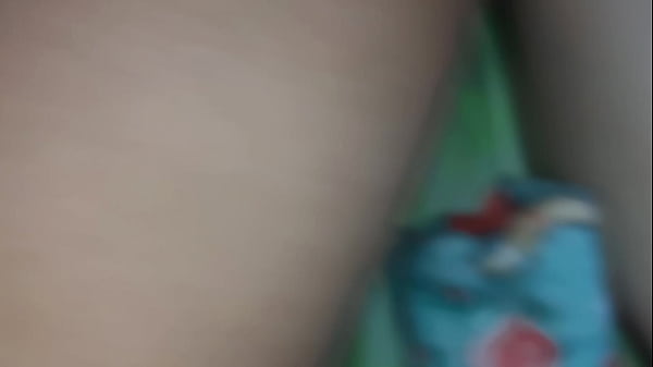 Image Three naked girlfriends take turns cumming