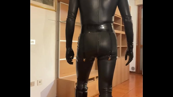 Image Compilation of short about Latexitaly in full black latex catsuit