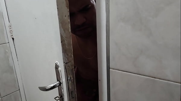 Image Meio -irm&atilde_os obrigada sua irm&atilde_ fazer chupeta chuveiro escondido dos seus pais facefank