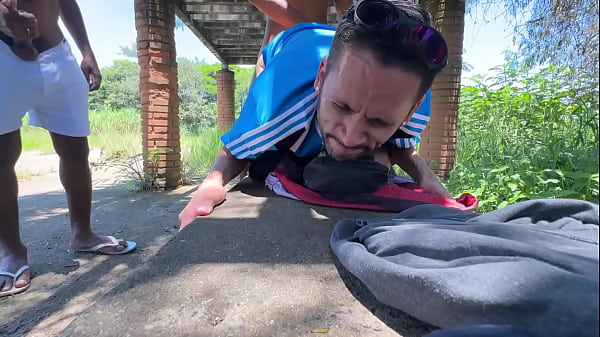 Image Maior orgia em pleno parque , 3 CARIOCAS METENDO MUITO LEITE NO P&Ecirc_LO NOS CARINHAS .