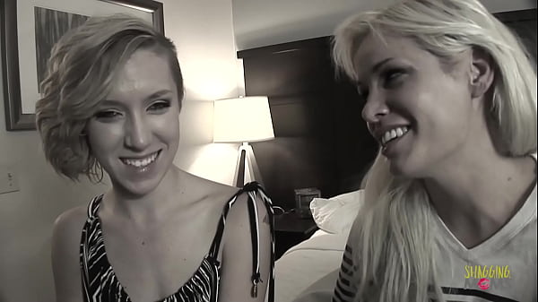 Image Black guy makes two blonde girls moan by fucking them together