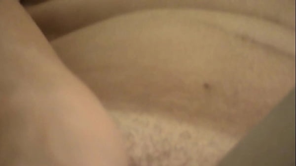 Image Fucking anal and hairy pussy with a pump. A MILF with a beautiful ass masturbates and cums on the bed. PAWG.