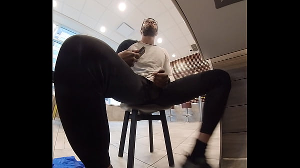 Image Public jerkoff